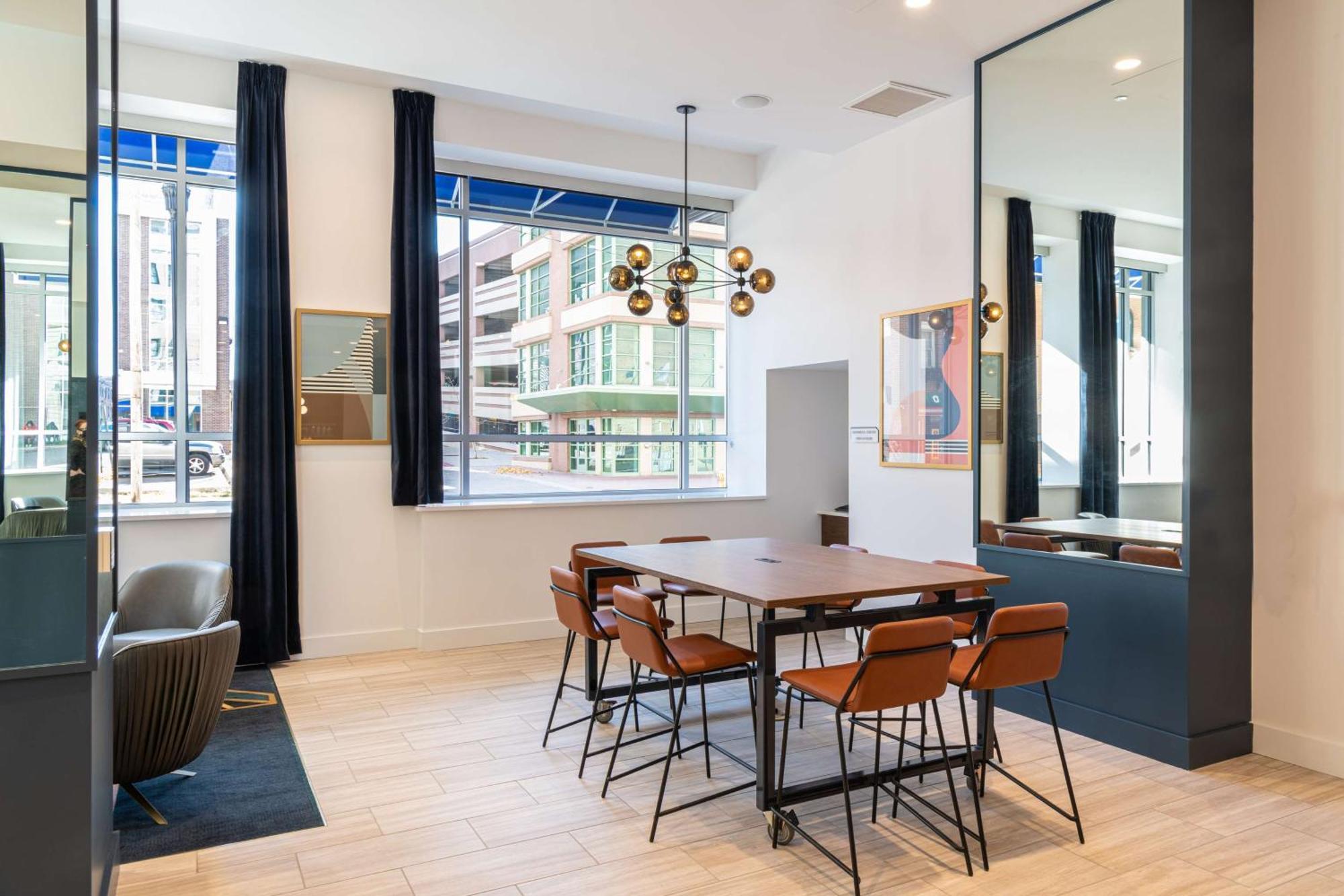 Hilton Garden Inn Flint Downtown المظهر الخارجي الصورة